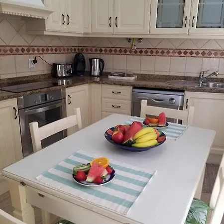 Casa Bonequinha 度假居 *